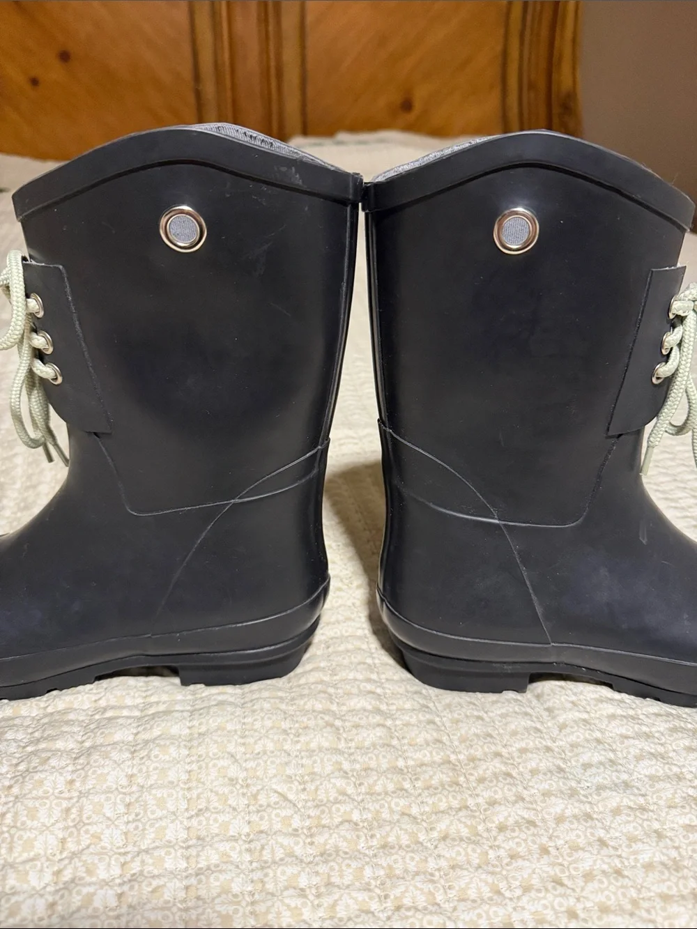 Women Nomad Black  Rain & Snow Boots with Light Gray Laces